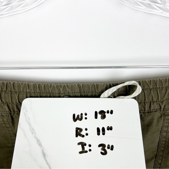 Vuori women’s vintage Ripstop shorts size L green el raw hem drawstring - Picture 7 of 7